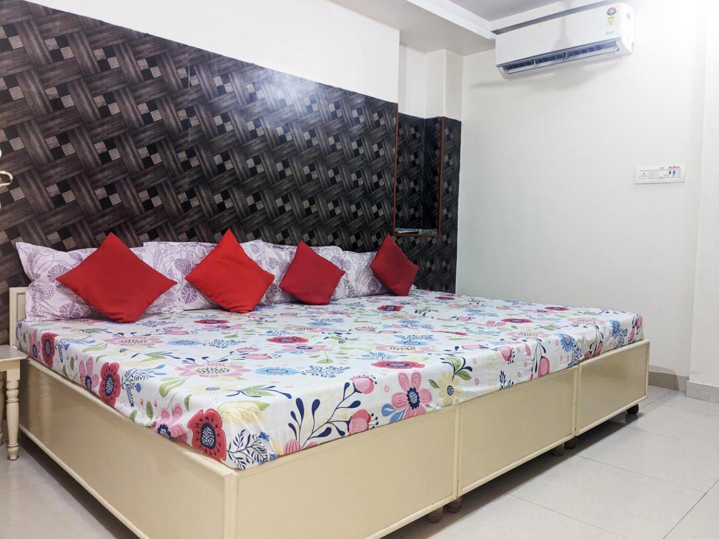 Abode Homestay Jaipur Ngoại thất bức ảnh